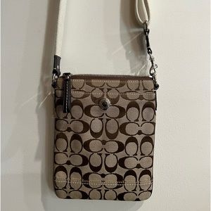 Coach swingman slim messenger bag